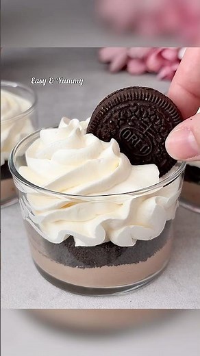 3 Ingredient No-Bake Oreo Dessert Cups in 5 Minutes! Easy and Yummy!