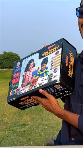 Raunak Thakur on Instagram: "Make Your Own Robots 🤖 with this Robokidz Mechbotix 20-in-1 DIY Wired Robotics Kit. @robokidz_eduventures Copy link to buy this Kit👉 https://store.robokidz.co.in/product/mechbotix-20-in-1-wired/ #science #project #robotics #kit #experiment #robokidz #crazytechraunak"