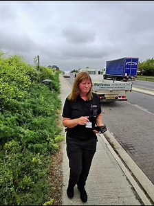 The “piss police” are back on the A12 👀🚛 Drivers are already limited enough with places to stop, but this shows how easy it is to get caught out and potentially hit with a £150 fine just for needing the toilet on the road. This was near Colchester, so be aware if you’re passing through. #trucklife #hgvdriver #lorrydriver #a12 #uktrucker