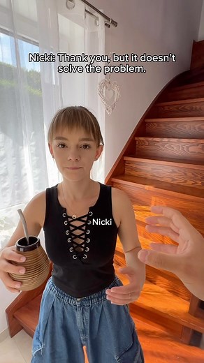 Nicki and Loczek 🙌 on Instagram: "Let’s play: Help me! What should I do next? What does she mean with the trends? 😭"