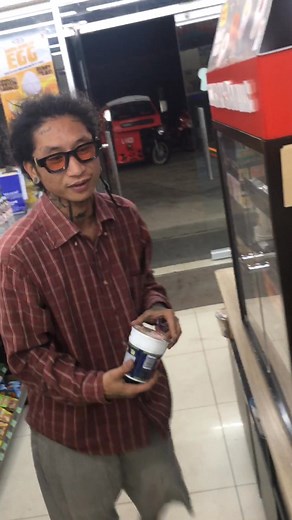 20 reactions · 4 comments | 7eleven | Xela Reets | Facebook