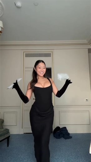 paige :) on Instagram: "Bridgerton premiere here I come @bridgertonnetflix @netflix"