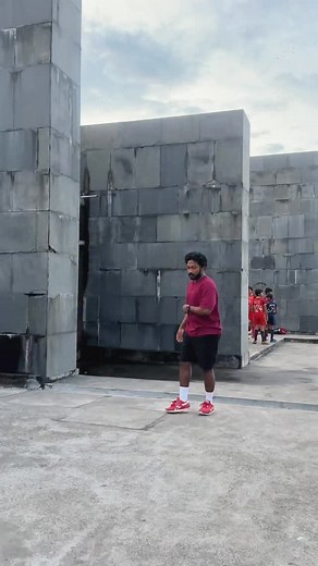 Easy Flip To Learn Before Backflip 🔥 “Kick the Moon”Flip Kick the Moon: A tricking move where you swing off one leg, jump sideways, and let your upper body and kicking leg rise high in a big arcing motion—almost like you’re “kicking” across the sky. It’s similar to a cheat gainer, but with a wider swing and more horizontal travel. ⚠️ Disclaimer Trained in a safe environment. Don’t attempt without proper space, progression, and supervision. #reels #tutorial #foryou | Wandru