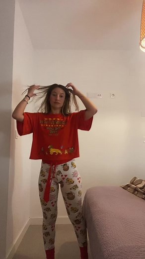 Home Dance Routine: Fun Moves in Pajamas