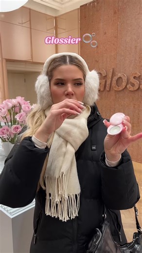 Taste Test: Glossier Lipgloss mit heißer Schokolade
