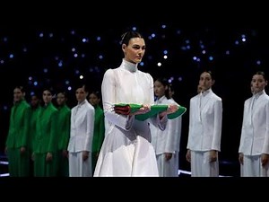 🌟🎤👗✨🇮🇹ミラノ五輪開会式✨マライア・キャリー圧巻の歌声＆ヴィットリア・チェレッティ美麗登場👗🎶