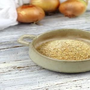Learn How To Make Onion Powder at home using a dehydrator. Homemade onion powder is a great way to preserve onions, which taste better than any grocery store-bought pre-packed tiny jars. Full Recipe: https://www.lowcarb-nocarb.com/homemade-onion-powder/ Pin For Later: https://www.pinterest.com/pin/356417758024009603/ | Lowcarb-nocarb | Facebook