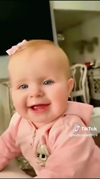 Adorable Babies Saying Hi for the First Time!
