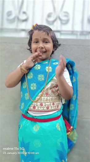 Sari pore khub lojja peacha 👌❤️❤️#love #song #shortsfeed #shortsvideo #trendingshorts