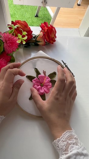 51K views · 1.9K reactions | Hibiscus Flower Ribbon Embroidery Tutorial #ribbonembroiderydesign #ribbonembroiderytutorial #embroideryforbeginners #sulampita | Asnimar Embroidery | Facebook