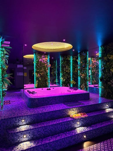 Long Cung Massage: Experience a Saigon Pool Party