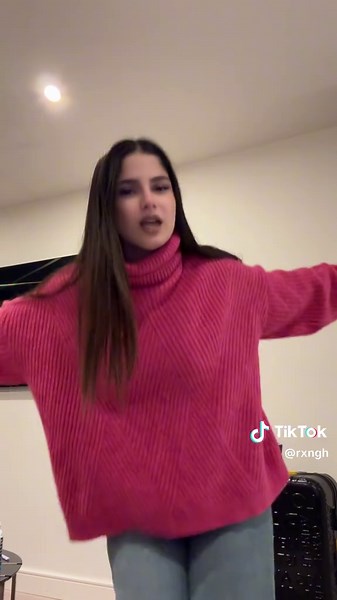 R O X A N N A (@rxngh)’s videos with original sound - 𐎱𐎠𐎼𐎿𐎠