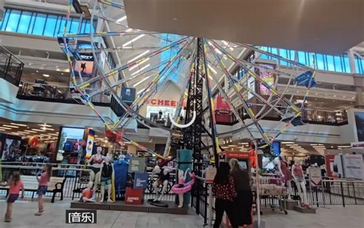 美国SCHEELS商场内的枪支区，货物非常齐全。