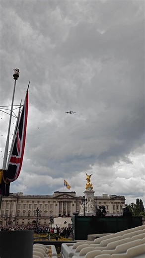 20K views · 677 reactions | What a sound! We recorded this Lancaster Bomber flying over Buckingham Palace earlier today, to mark VE Day. The Lancaster is the most famous and successful RAF heavy bomber of World War Two. | Exploring GB | Facebook