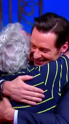 Ele se emocionou ao encontrar sua voz no Brasil