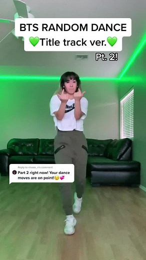 Random Kpop Dance - BTS vs. Blackpink | Breathless Challenge 🔥🕺