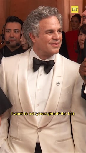 Entertainment Tonight on Instagram: "Mark Ruffalo is speaking out against the murder of Renee Good and more at the #GoldenGlobes."