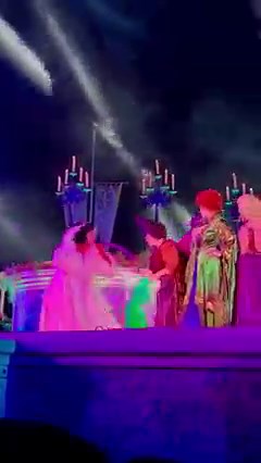 23K views · 244 reactions | In honor of the release of #hocuspocus2 now streaming on Disney+, enjoy the Sanderson sisters’ Hocus Pocus Spelltacular performance of “I Put a Spell on You”. It’s the exit off the stage for me 李粒 | Share The Magic Travel | Facebook
