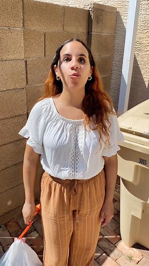 One of my #blind hacks #blindwoman #disability #labeling #shores | Chefswords