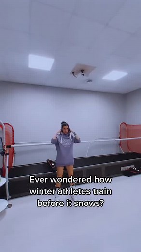 Ready to take on the slopes ⛷️ 📹: (IG) fit_shmidt Ski training #Olympics #sports #athletes #SportsTok #wintersports #ski