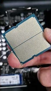 How to install a processor into an AM5 socket?