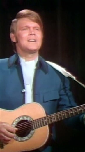 Glen Campbell’s Stunning 1968 Performance of Wichita Lineman 🌅 #glencampbell #1968