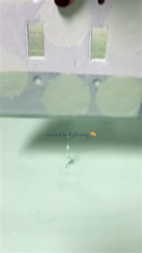 Exciting Pottery Glazing Process!