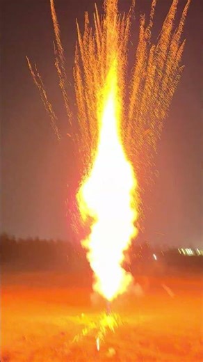 big sky shot #fireworks #pyro #skyshot #crackers