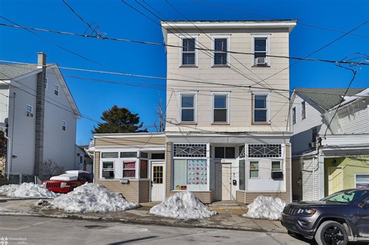 115 E Ruddle St, Coaldale, PA 18218 - 5 Unit in Coaldale | LoopNet