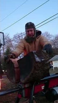Demo of Xtremepowerus 7 ton log splitter from eBay