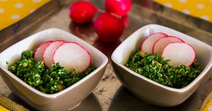 Pesto de fanes de radis maison
