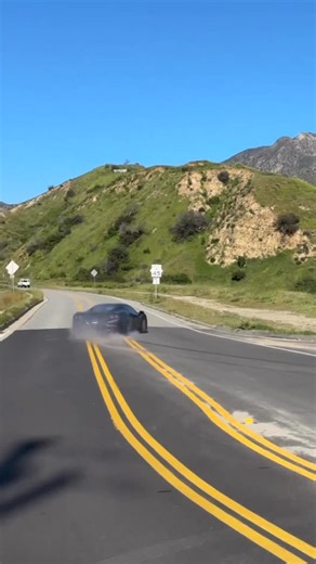 Ryft Design | Separate From The Ordinary on Instagram: "@412motorsport turns left to go right. Ferrari #F8 Tributo with @ryft.co exhaust system. - #RYFT #Ferrari"