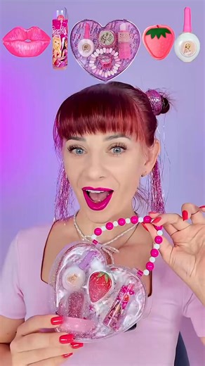 1.1K views | ASMR Barbie Candy Box Lips Lollipop, Gummy Strawberry #mukbang #asmr | ASMR Lilibu | Facebook