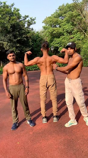 B.k | Back , bicep , abs ki asaan exercise 💪 #reels #tutorial #homeworkout #fitnessmotivation #bodybuilding @akashfitness_ @vickyfitness22 | Instagram