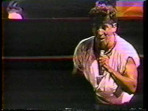 Bruce Springsteen - Dancing In the Dark (Philly 85)