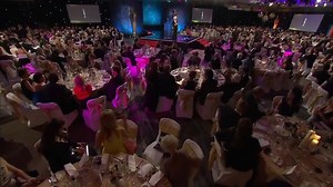 6.4K views · 508 reactions | MEMORIES ⌚ 5 aprile 2014 La premiazione di Jamie agli IFTA 2014, dove vince il premio come miglior attore protagonista per THE FALL | Jamie Dornan's Lovers Italian Fanpage | Facebook