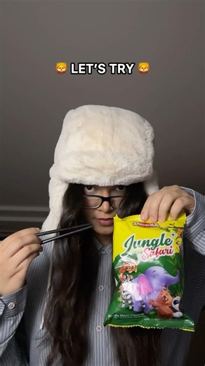 chaloge safari pe? 🐭 #shorts #food #snacks #snackreview