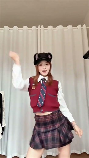 JK Plaid Skirt College Style: Cross the Winds of Academia