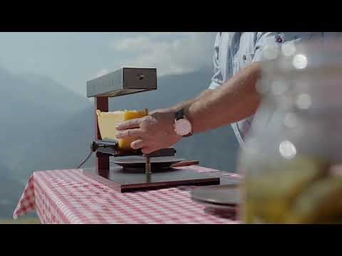 Scraping the Raclette cheese like a pro | How to Raclette Chapter 5