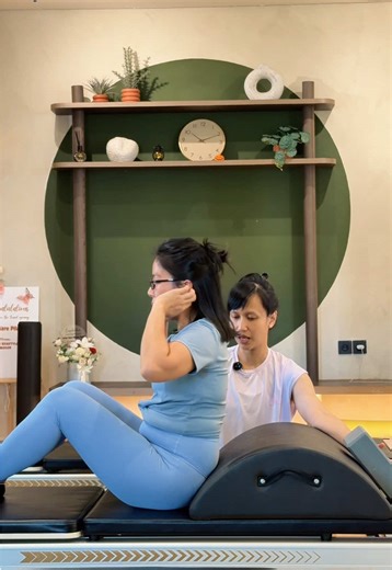 Mastering the Abdominal Scoop in Pilates