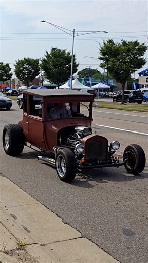 5.1K views · 182 reactions | Ford Model T Hot Rod Classic Car Drive By Engine Sound Woodward Dream Cruise 2025 | Casey Faitel | Facebook