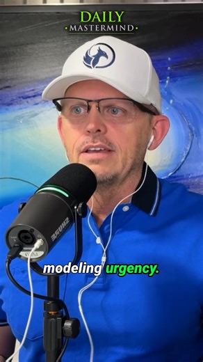 Your team is a mirror of your standards, energy, and communication. Leadership always starts at the top. Watch the full episode on YouTube @thedailymastermind #thedailymastermind #evolutionxmastermind | The Daily Mastermind