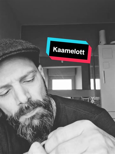 Réponse à @ce.collin Voilà ! cadeau ! 😁🥰 #kaamelott #acting #humour