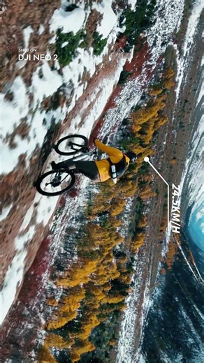 Your Apple Watch just became a drone controller. ⌚🚁｜DJI Neo 2