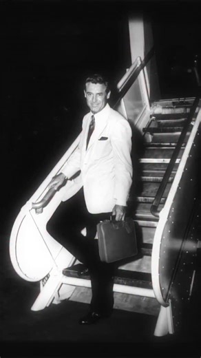 Embracing the Gentleman Aesthetics 🤵🏻💼 #gentlemen #oldmoney #mensfashion #oldhollywood #50sstyle | Vintage Memories 66