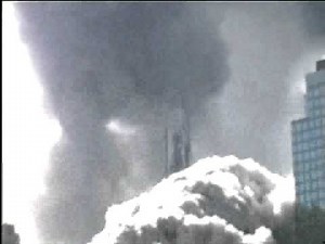 9.11テロ　北タワーの崩壊映像