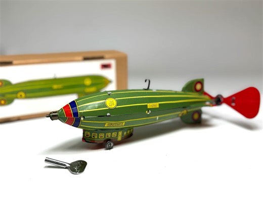 ツェッペリン。ビンテージのゼンマイ式ブリキおもちゃ、レトロコレクター向け。彼女へのプレゼント。子供へのプレゼント。クリスマスプレゼントのアイデア。 - Etsy 日本