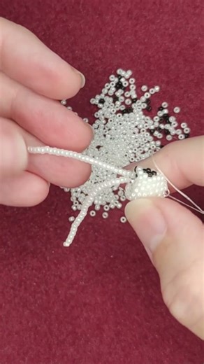 Halloween Beaded Earrings | The Fringed Ghost Tutorial