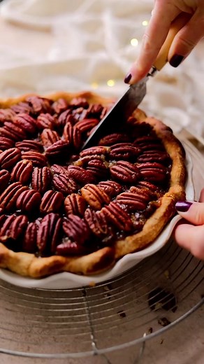 Delicious Vegan Pecan Pie Recipe Without Corn Syrup