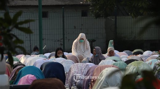 Jam Berapa Shalat Idul Fitri Dimulai? Ini Waktu Shalat Id Dimulai, Bacaan Niat, dan Tata Caranya - Tribunnews.com